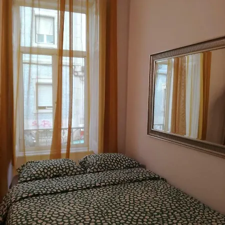 Lisbon's Heart Apartman *
